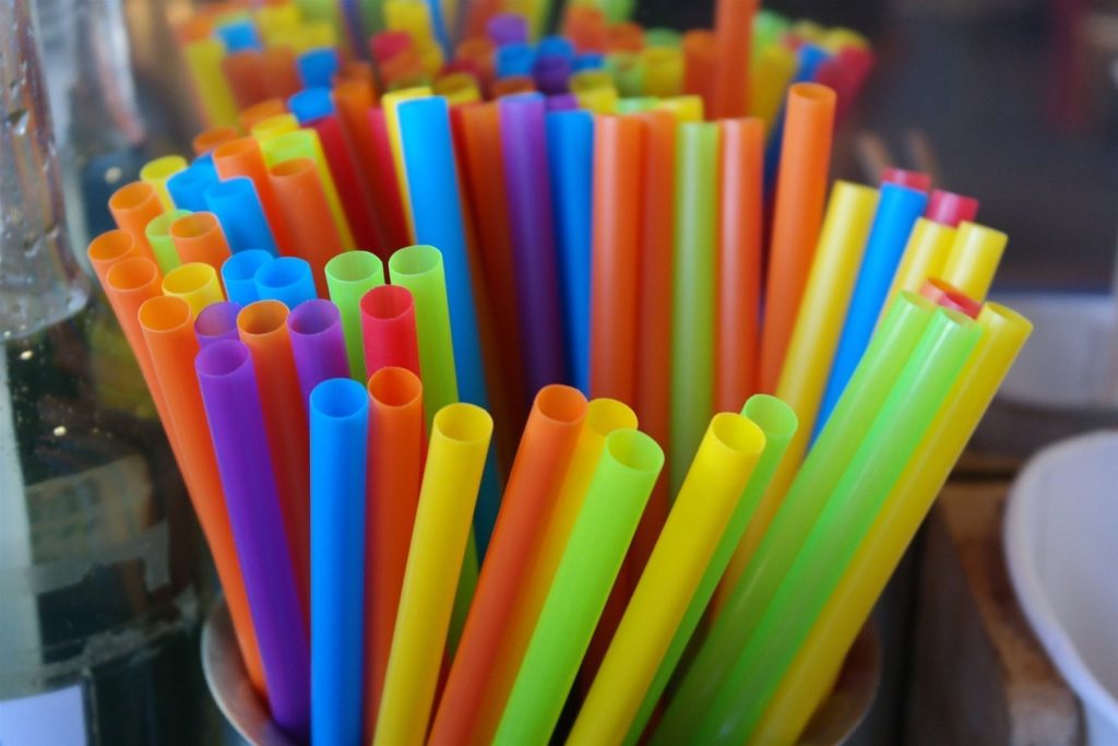 WWF Ελλάς: Απογοητευτική η εφαρμογή του νόμου για τα πλαστικά μίας χρήσης