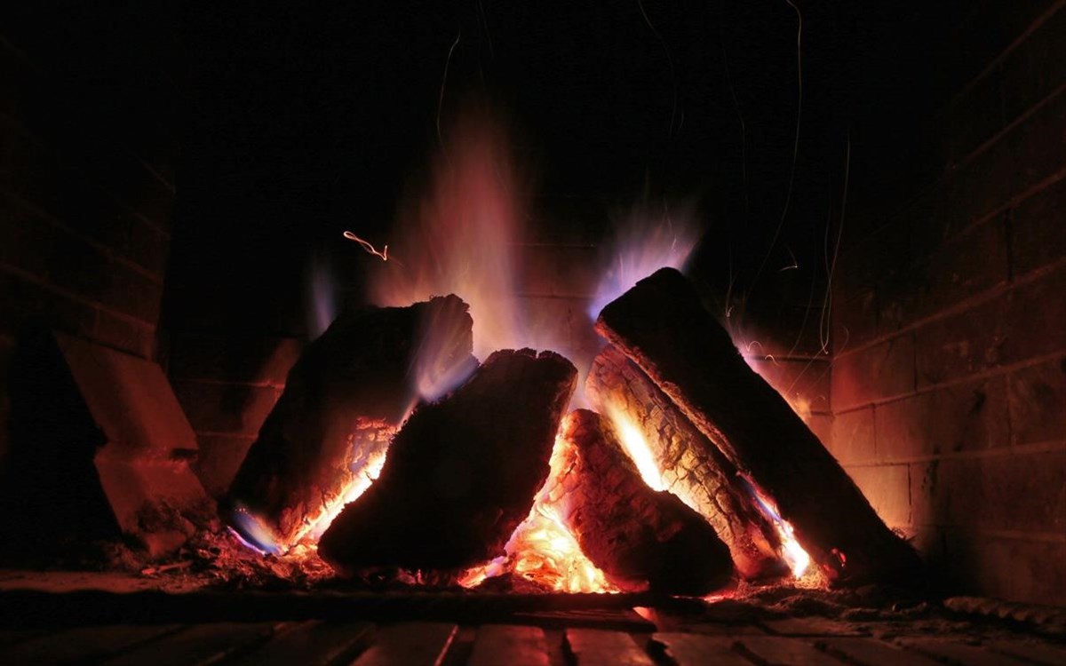 Πρόβλεψη για εφιαλτικό χειμώνα από τον πρόεδρο του ΙΝΚΑ – «Θα καταλήξουμε ξανά στη ξυλόσομπα»