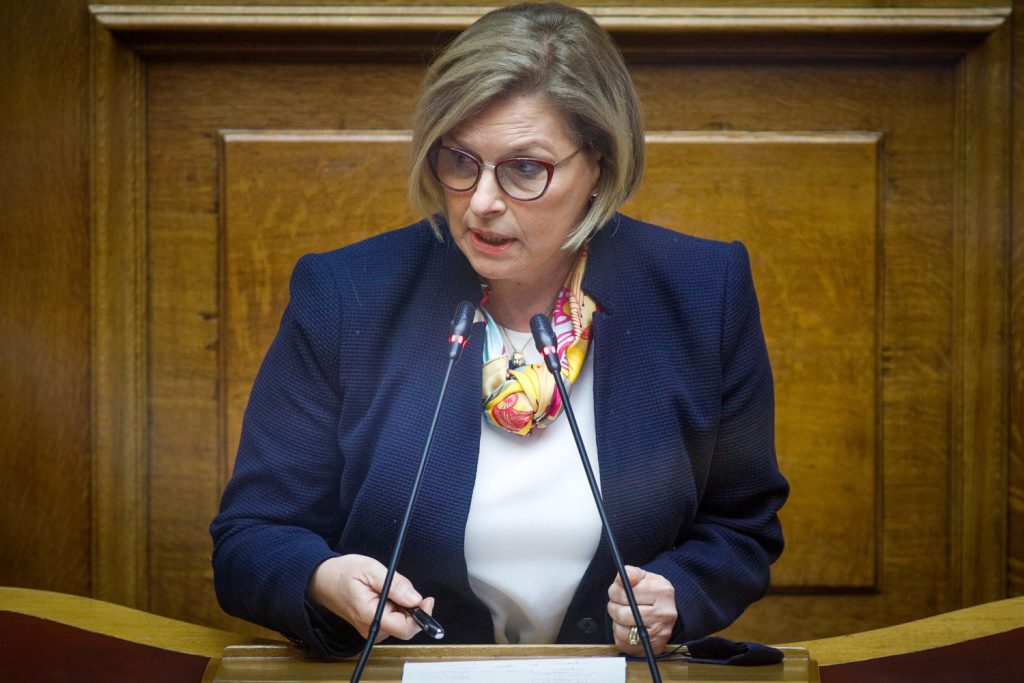 Μίνα Γκάγκα: «Σύσταση να κάνουμε προφυλακτικό εμβόλιο»