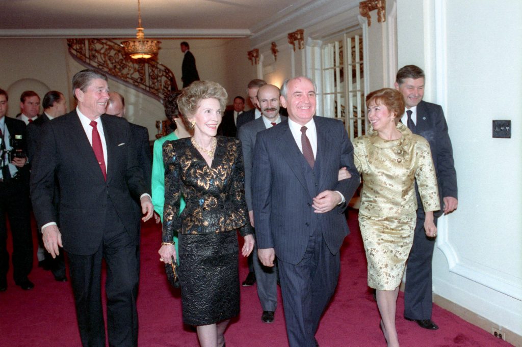 Μιχαήλ Γκορμπατσόφ: Το ΑΠΕ τον ανακήρυξε ως τον…  πρώτο πρόεδρο της ΕΣΣΔ
