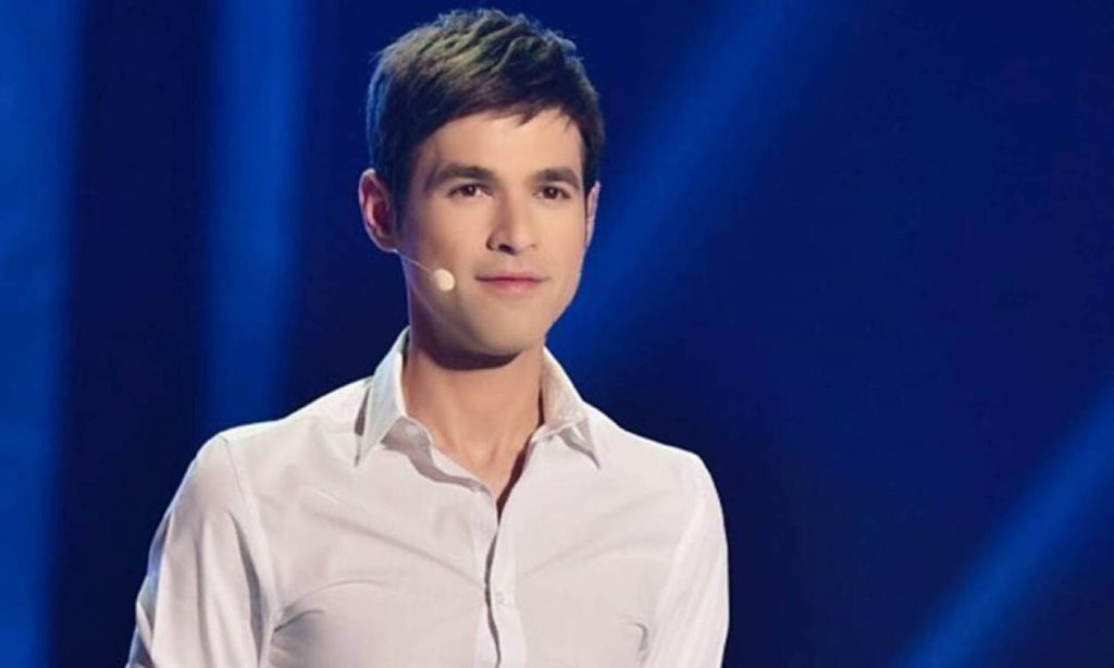 «Καταπέλτης» το βούλευμα για τον Μένιο Φουρθιώτη – Στο εδώλιο για τις στηµένες σφαίρες στο σπίτι του