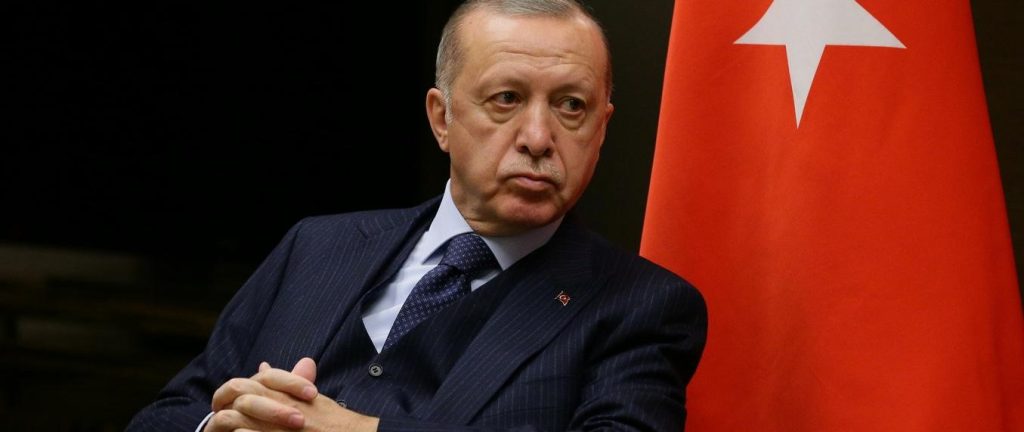 Αποκαλυπτική έρευνα του Reuters: Πώς τα τουρκικά ΜΜΕ χορεύουν στον σκοπό του Ρ.Ερντογάν