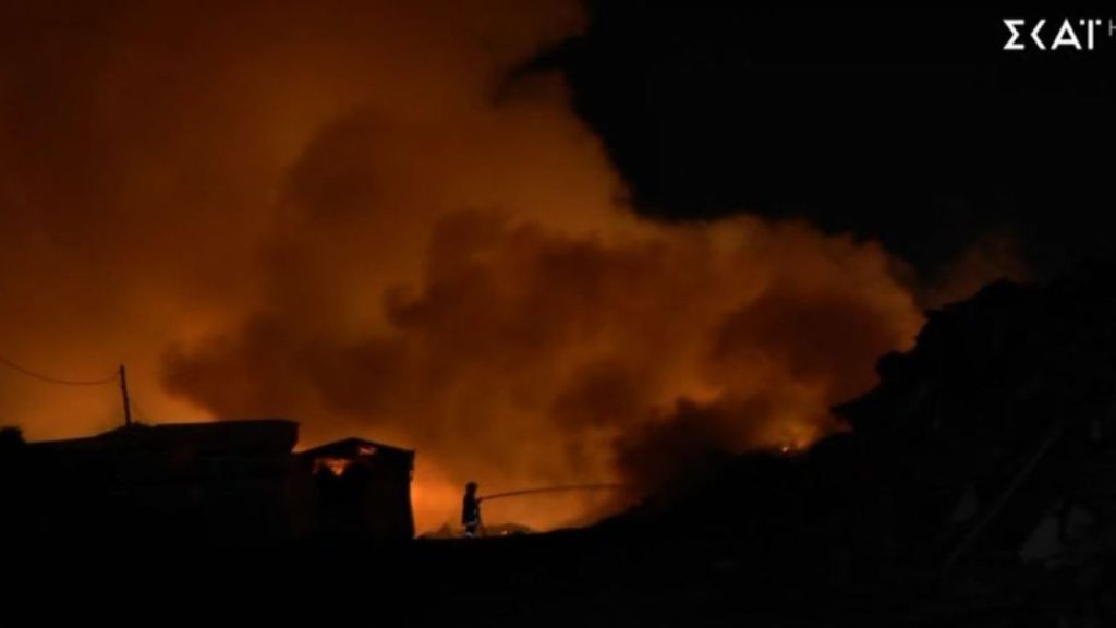 Θεσσαλονίκη: Φωτιά ξέσπασε τα ξημερώματα σε χωματερή στον Εύοσμο