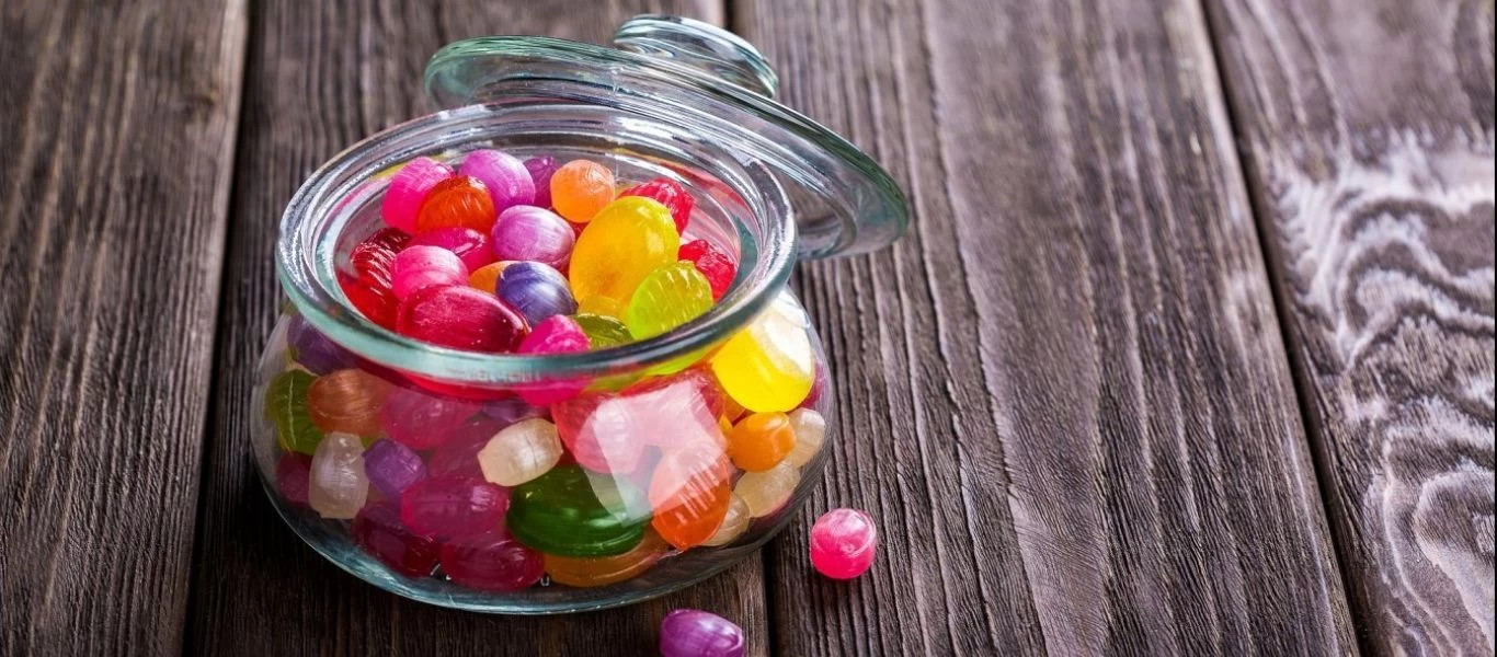 Νέο trend στο TikTok: Οι καραμέλες μέντας που υπόσχονται την απόλυτη απόλαυση στο στοματικό σεξ (βίντεο)