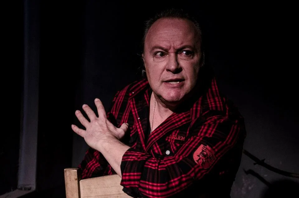 Γιώργος Πετρόχειλος: «Δεν έχω πρόβλημα με τους ομοφυλόφιλους με ενοχλεί η π@@@@α»