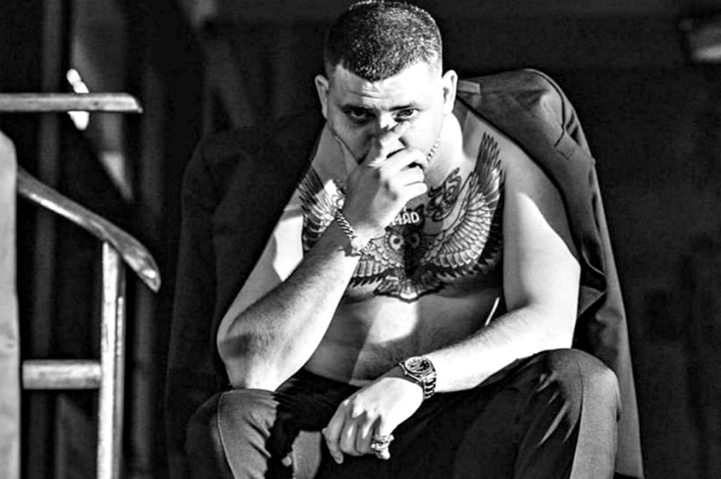 Στο νεκροταφείο Φαλήρου τελέστηκε το μνημόσυνο για τον ένα χρόνο από τον θάνατο του Mad Clip (φώτο)