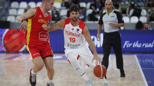 Eurobasket: Η Τουρκία καταγγέλλει ξυλοδαρμό του Κορκμάζ από παίχτες της Γεωργίας και απειλεί με αποχώρηση