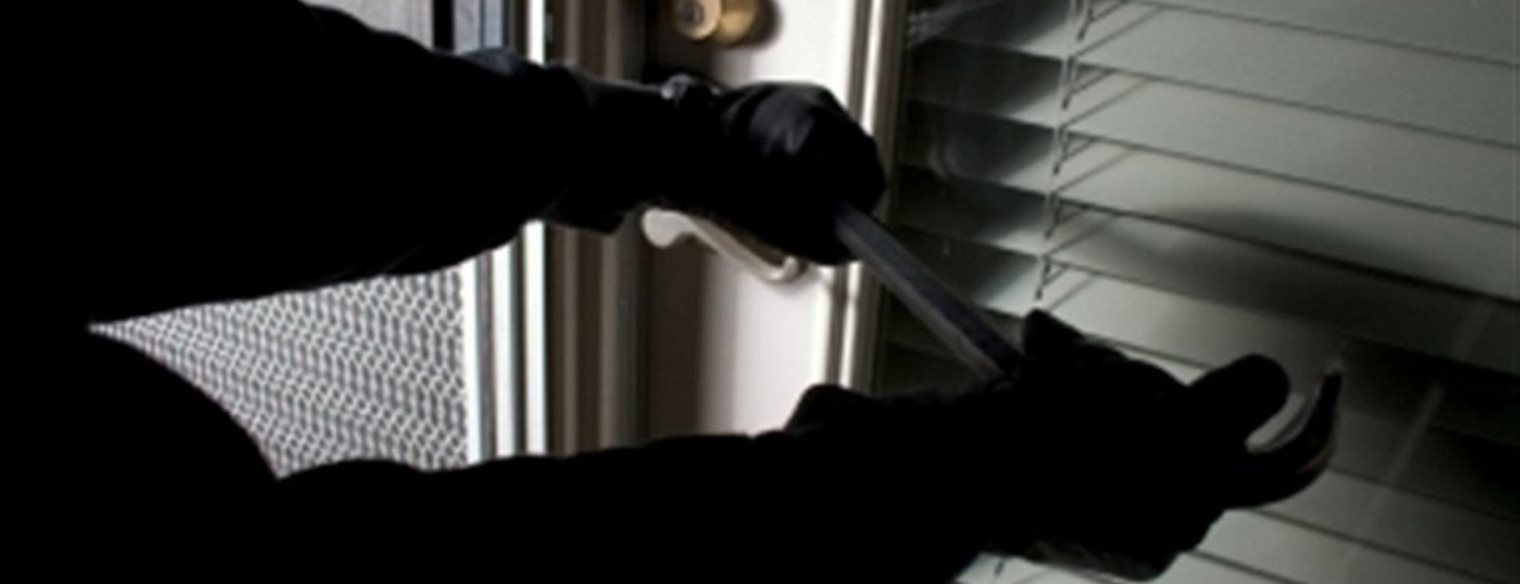 Λευκάδα: Αλλοδαποί «άνοιξαν» 11 πολυτελείς βίλες πριν συλληφθούν – Εγκληματικότητα εκτός ορίων