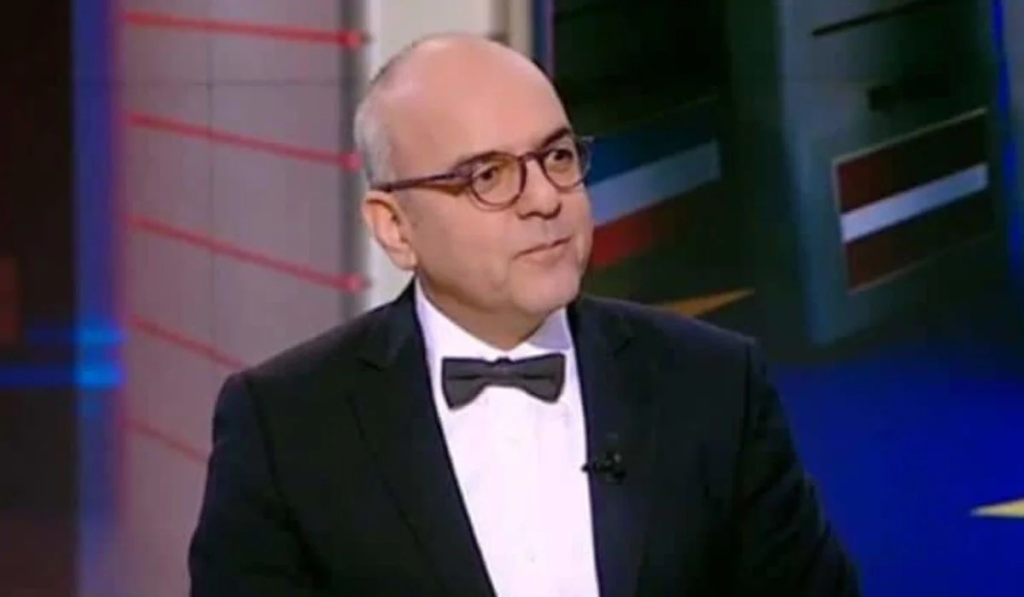 Τρόμος στη χώρα του Predator: «Μητσοτάκης ή χάος το δίλημμα των εκλογών» λέει ο «κύριος Μπάμπης»