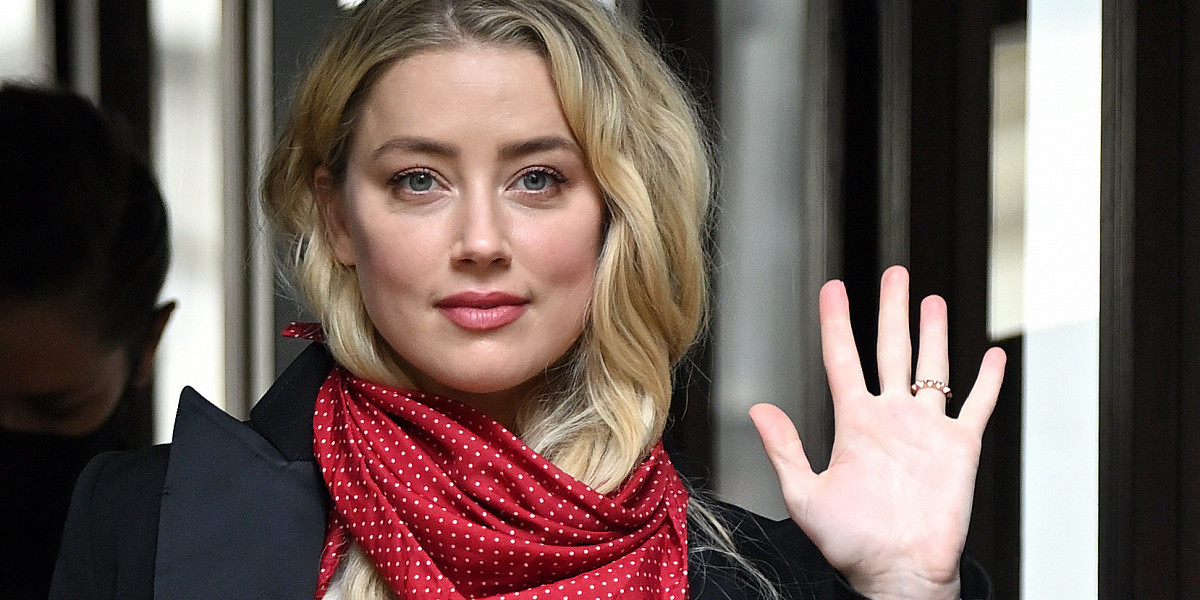 Άμπερ Χερντ: Την «έχουν κάνει πέρα» οι κολλητές της – Αρνούνται να τη βοηθήσουν για να ξεπληρώσει τον Τ.Ντεπ