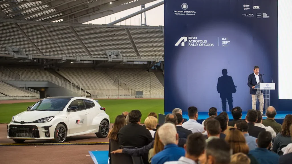 Τι άλλο θα κάνει: Με φόρμα από WRC ο Κ.Μητσοτάκης! (φωτο)