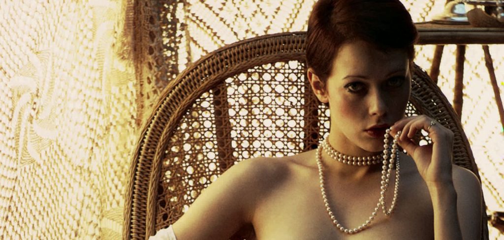 «Εμμανουέλα»: Η δυστυχισμένη ζωή της Σίλβια Κριστέλ που έγινε σύμβολο του σεξ