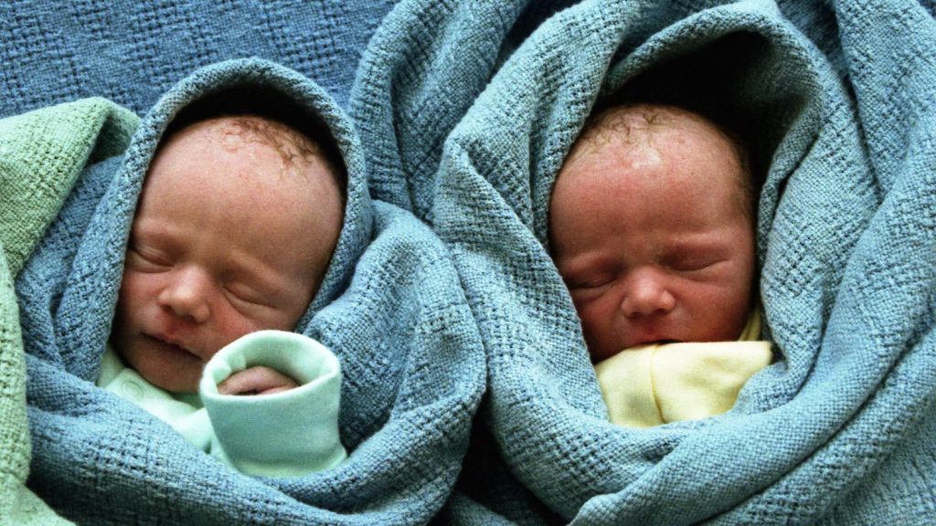 Βραζιλία: Γυναίκα γέννησε δίδυμα αλλά δεν είναι από τον ίδιο πατέρα