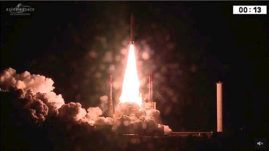 Eutelsat: Εκτοξεύθηκε ο ψηλότερος τηλεπικοινωνιακός δορυφόρος της Ευρώπης – Εντυπωσιακές εικόνες (βίντεο)