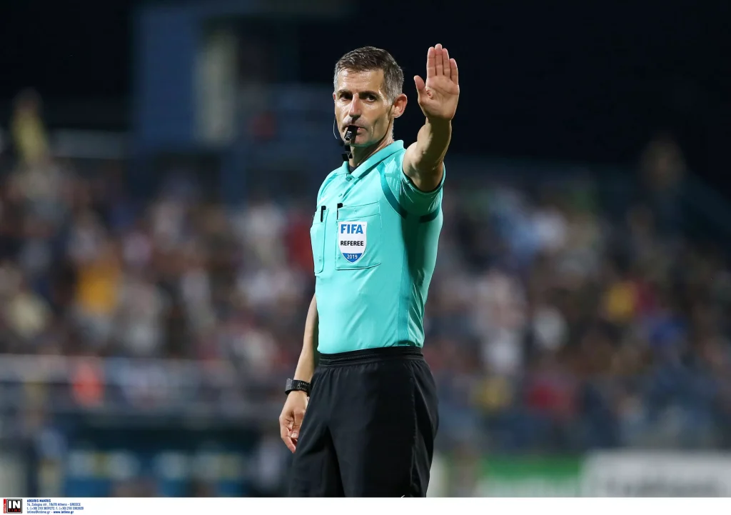 Super League 1: Επίσημα στο αθηναϊκό ντέρμπι ο T.Σιδηρόπουλος – «Να σταματήσει το πρωτάθλημα» ζητά ο Β.Μαρινάκης