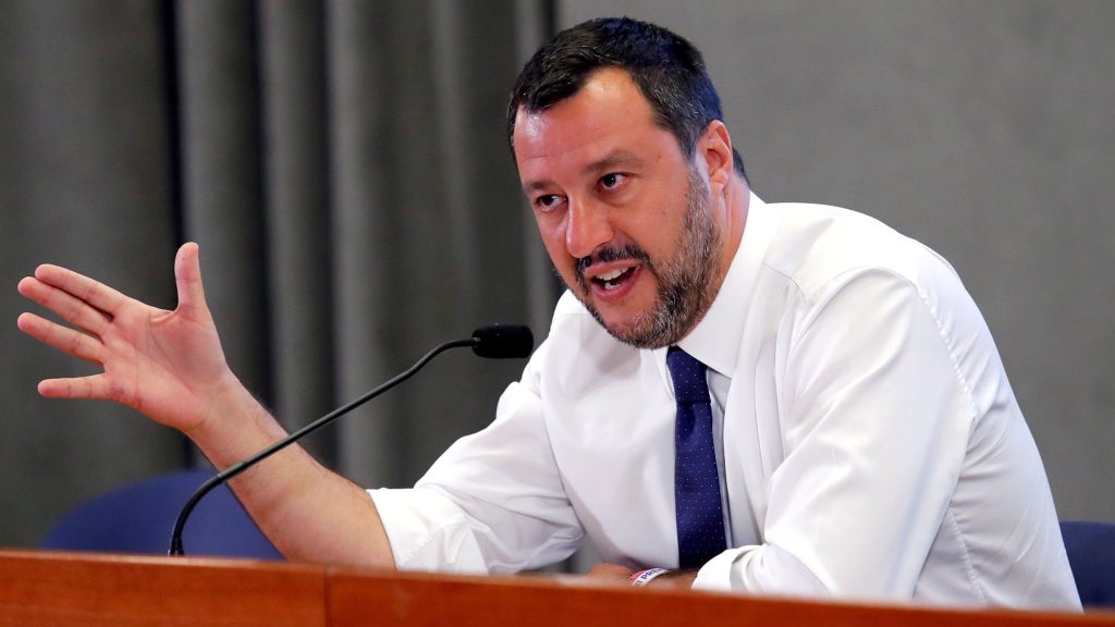 Μ.Σαλβίνι: «Οι δυτικές κυρώσεις ”γονατίζουν” την Ευρώπη και την Ιταλία»