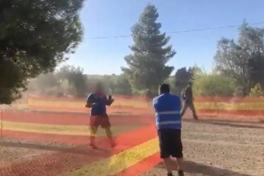 Ράλλυ Ακρόπολις: Σώθηκε παρά τρίχα άνδρας που περπατούσε μέσα στην ειδική διαδρομή