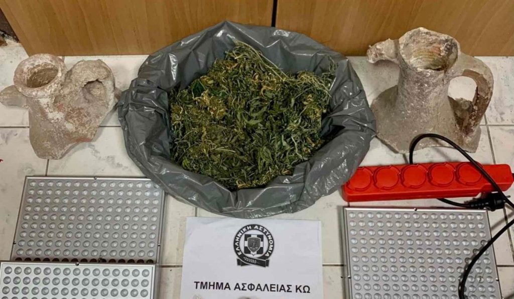 Κως: Συνελήφθη επιχειρηματίας για παραγωγή κάνναβης και συλλογή αρχαιοτήτων από ναυάγιο