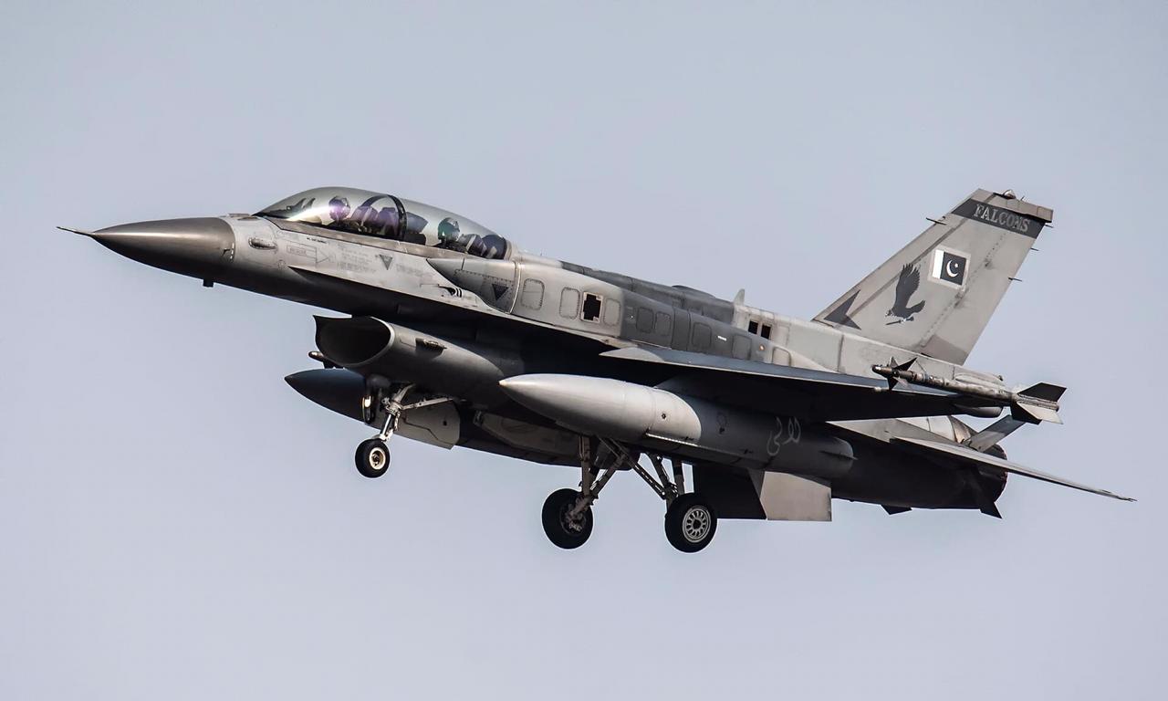 Ο Μπάιντεν ανατρέπει απόφαση Τραμπ και εγκρίνει πακέτο υποστήριξης των πακιστανικών F-16