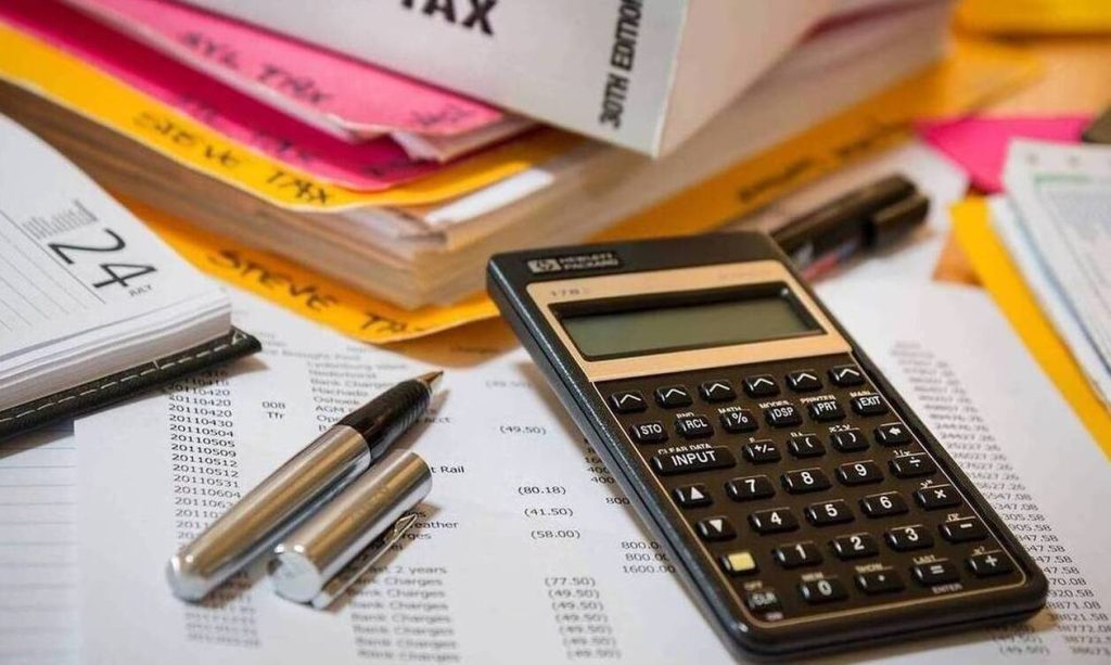 «Καταργείται για πάντα και για όλους» η εισφορά αλληλεγγύης – Αναλυτικά παραδείγματα