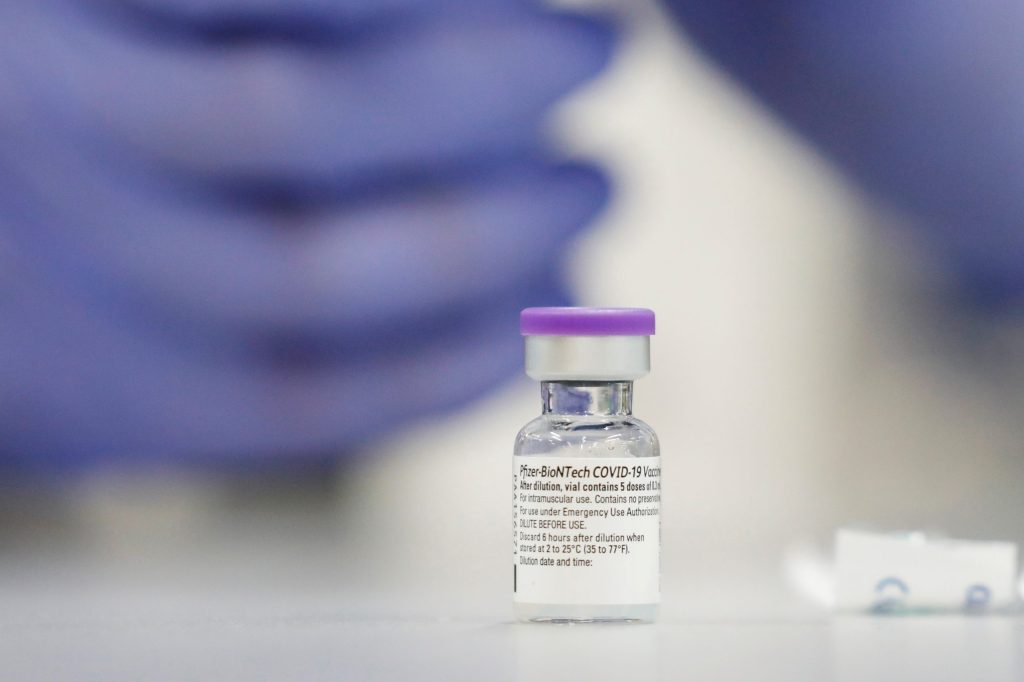 Κορωνοϊός: Και δεύτερο εμβόλιο της Pfizer έλαβε πράσινο φως στην ΕΕ