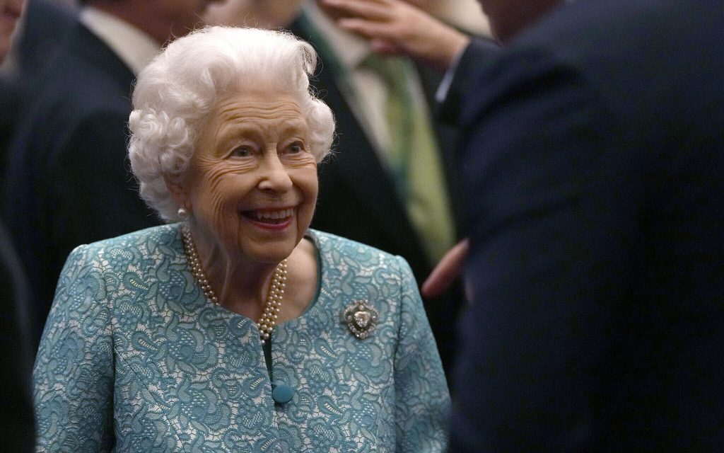 Βασίλισσα Ελισάβετ: Ενός λεπτού σιγή σε ολόκληρο το Ηνωμένο Βασίλειο την Κυριακή