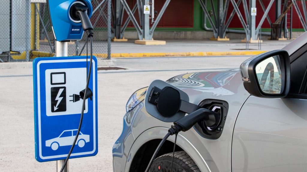 Μ.Παπαδόπουλος για την προώθηση της ηλεκτροκίνησης: Διαμορφώνουμε ένα νέο επαρκές νομοθετικό πλαίσιο