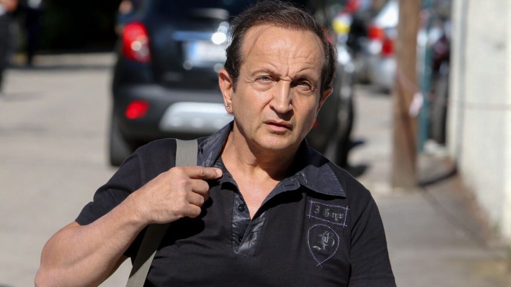 Δίκη Π.Φιλιππίδη: Συνεχίζει την κατάθεσή του ο Σ.Μπιμπίλας – Αίτημα για κατ’ αντιπαράσταση εξέταση με την Ε.Νίνου