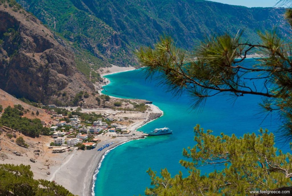 Κρήτη: Περιπέτεια για τουρίστα που χάθηκε στην Αγία Ρουμέλη – Ολονύχτια επιχείρηση της Πυροσβεστικής