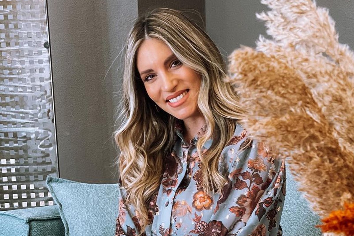 Η Αθηνά Οικονομάκου παραμένει σε καλοκαιρινή διάθεση & συνεχίζει τις διακοπές της!