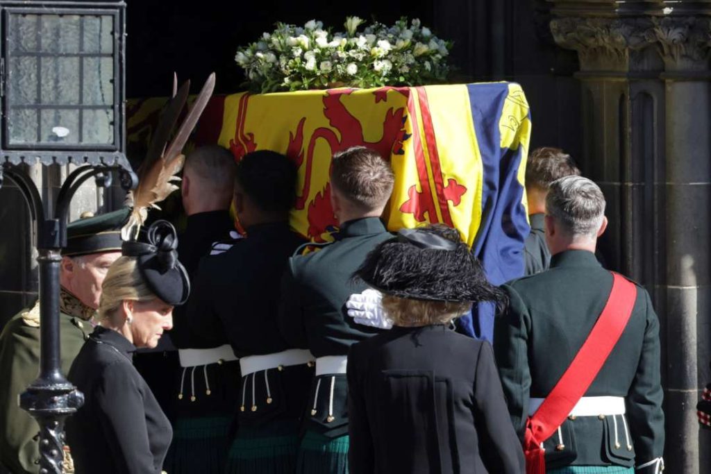 Κηδεία Βασίλισσας Ελισάβετ: Όλες οι λεπτομέρειες δόθηκαν στην δημοσιότητα