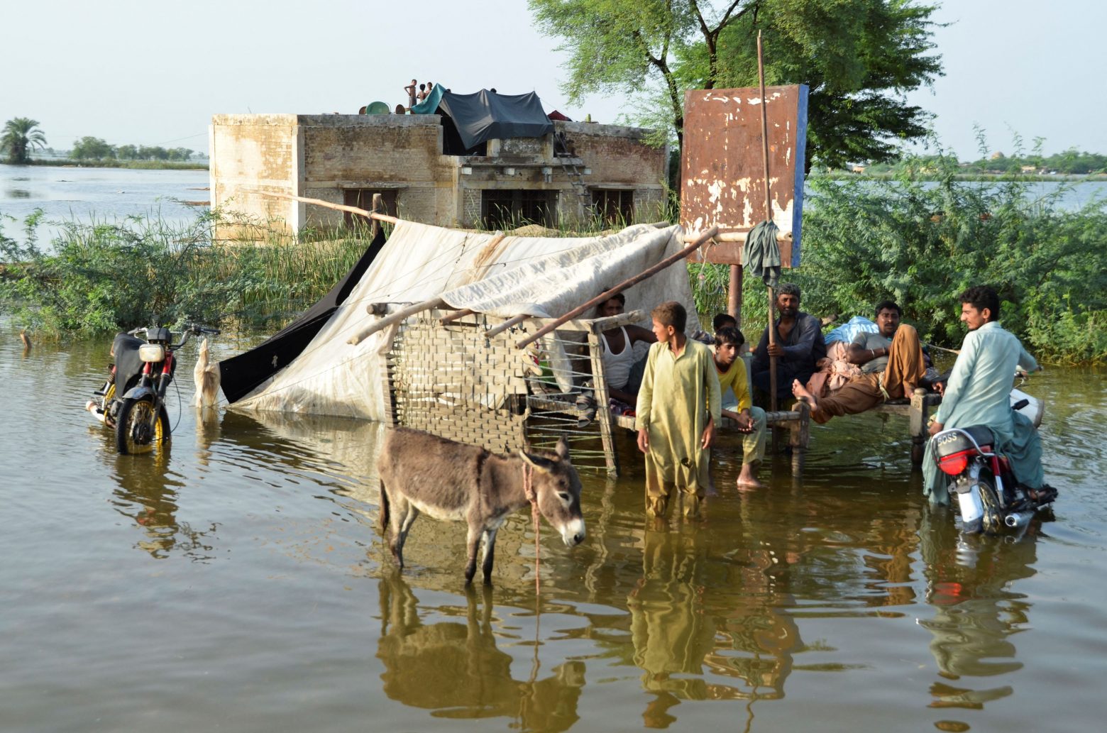 Πακιστάν: Σε έξαρση οι μολυσματικές ασθένειες μετά τις φονικές πλημμύρες