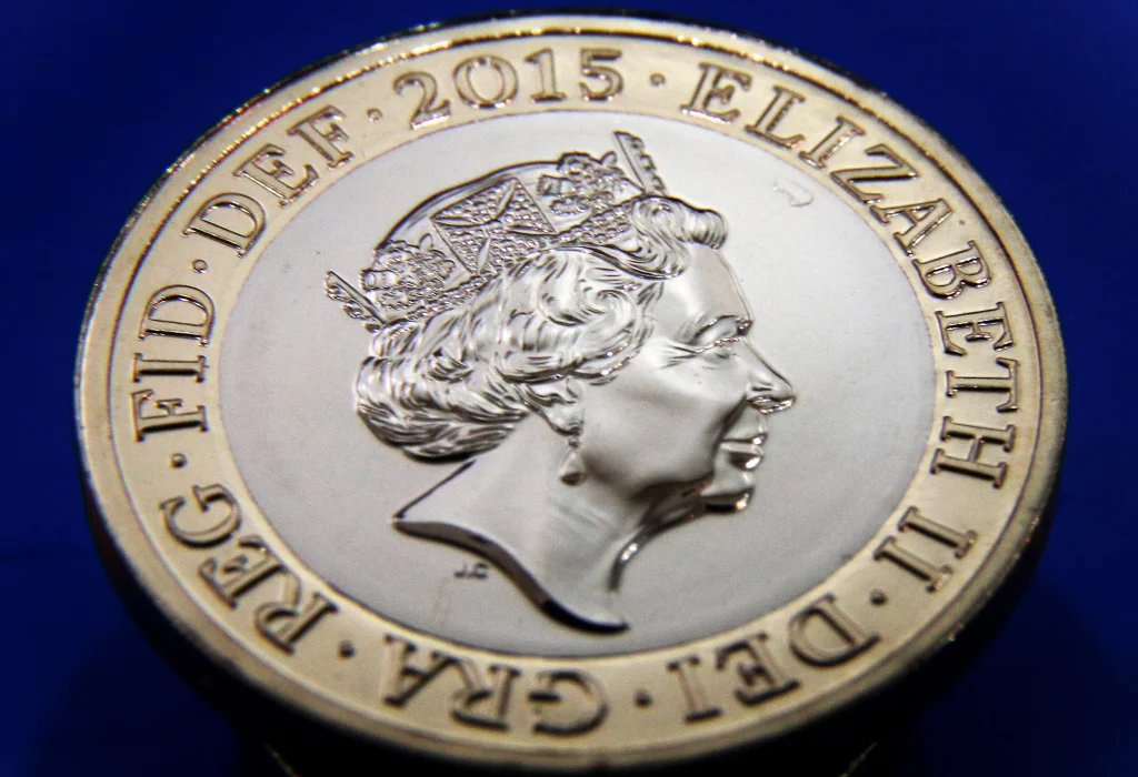 Ηνωμένο Βασίλειο: Τι θα γίνει με τα δισεκατομμύρια νομίσματα με το πορτρέτο της βασίλισσάς Ελισάβετ