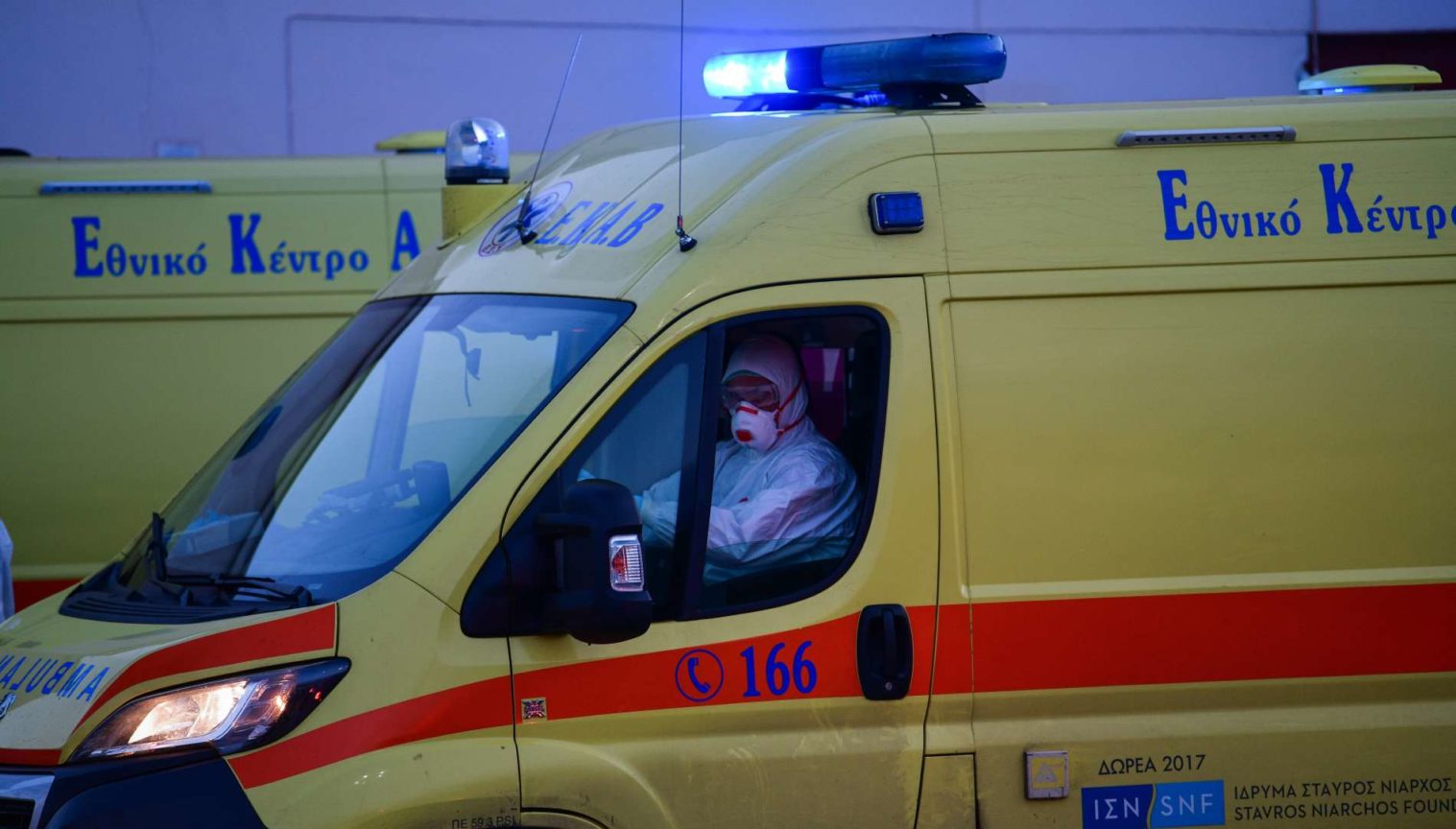 Λάρισα: Σε κρίσιμη κατάσταση 18χρονος μοτοσικλετιστής μετά από τροχαίο