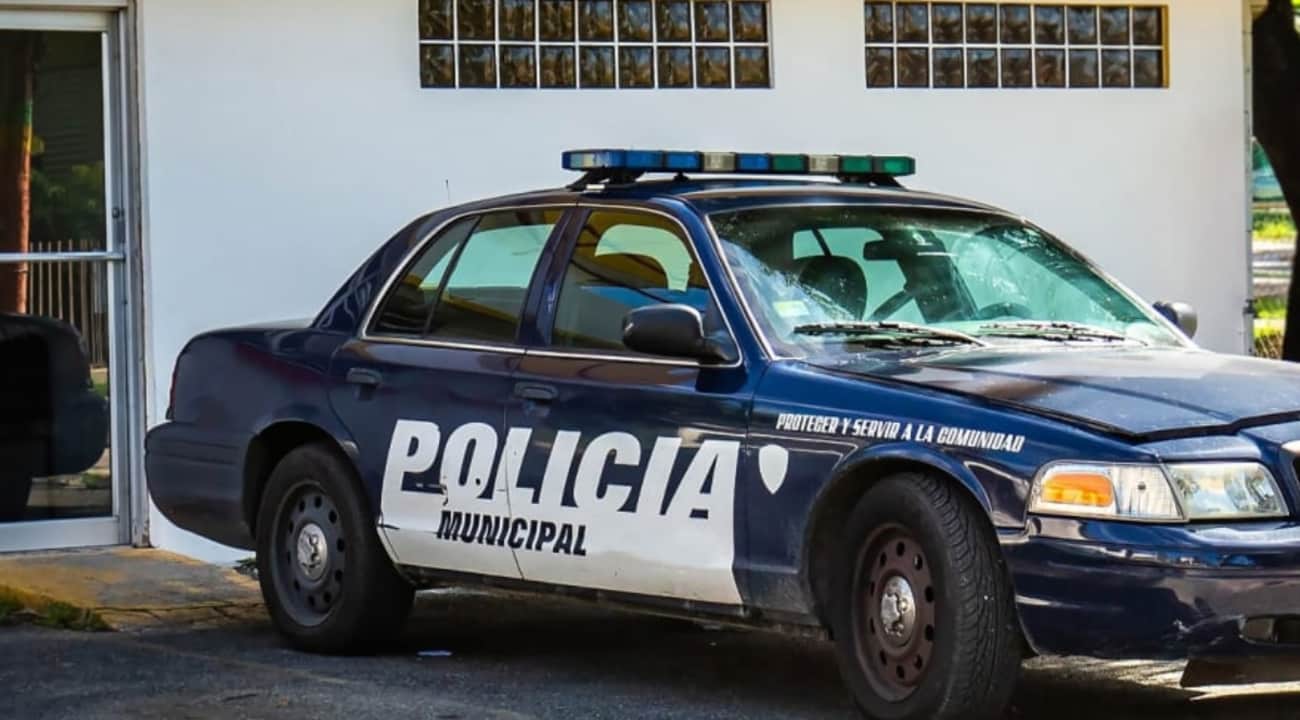 Μεξικό: 24χρονος έκλεψε το λάπτοπ και το κινητό μιας κοπέλας και αυτή τον έκανε «τουλούμι» στο ξύλο (βίντεο)