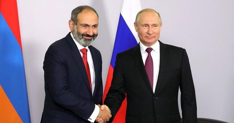 Β.Πούτιν: «Έχουμε επαρκείς πόρους για να προστατέψουμε την Αρμενία» – 200 άτομα σκοτώθηκαν στις συγκρούσεις με τους Αζέρους