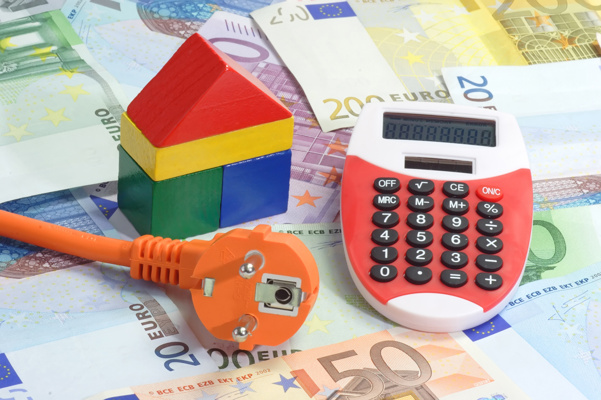 «Έρχεται» κλιμακωτή επιδότηση βάσει της κατανάλωσης ηλεκτρικής ενέργειας