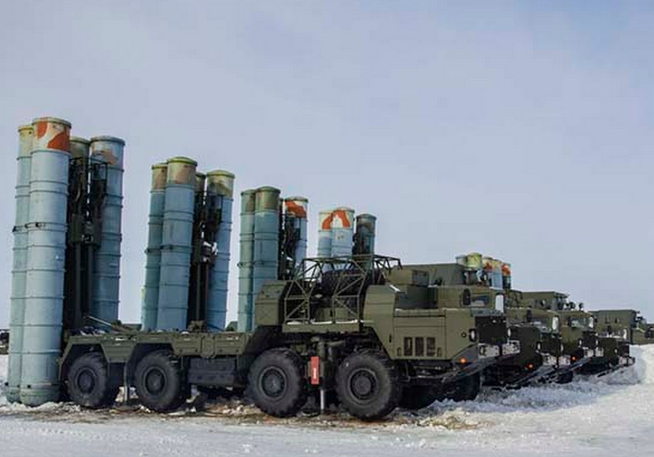 Φινλανδικά ΜΜΕ: Η Ρωσία μεταφέρει πυραύλους από την Αγία Πετρούπολη στην Ουκρανία