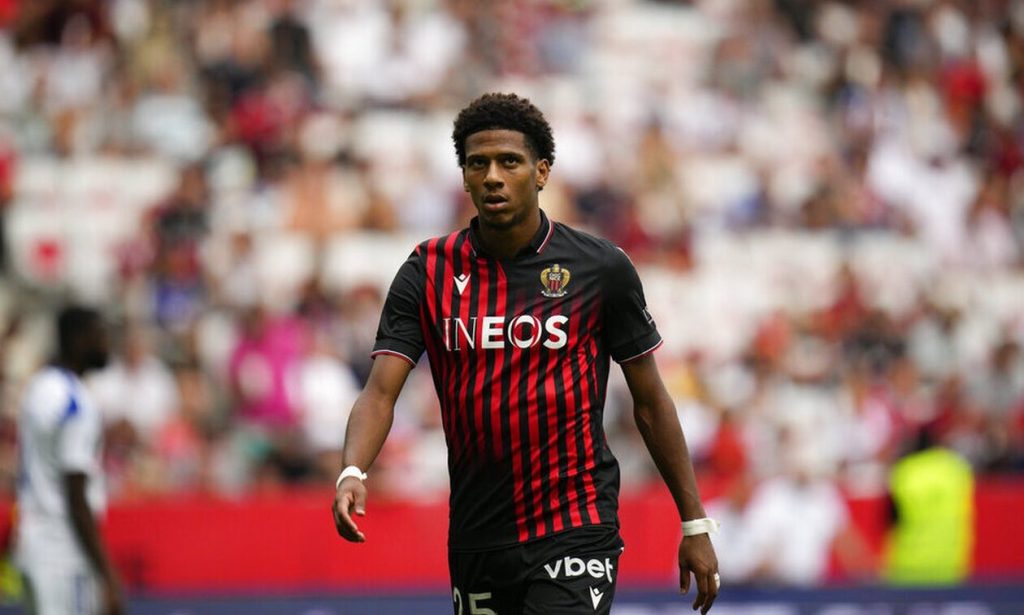 Αδιανόητο: Παίκτης της Νις «έφαγε» κόκκινη μετά από 9 δευτερόλεπτα! (βίντεο)