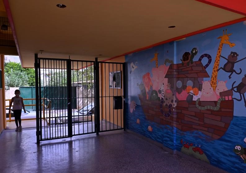 Θεσσαλονίκη: Νέος βανδαλισμός σε δημοτικό σχολείο – Παραβίασαν την πόρτα και προκάλεσαν ζημιές