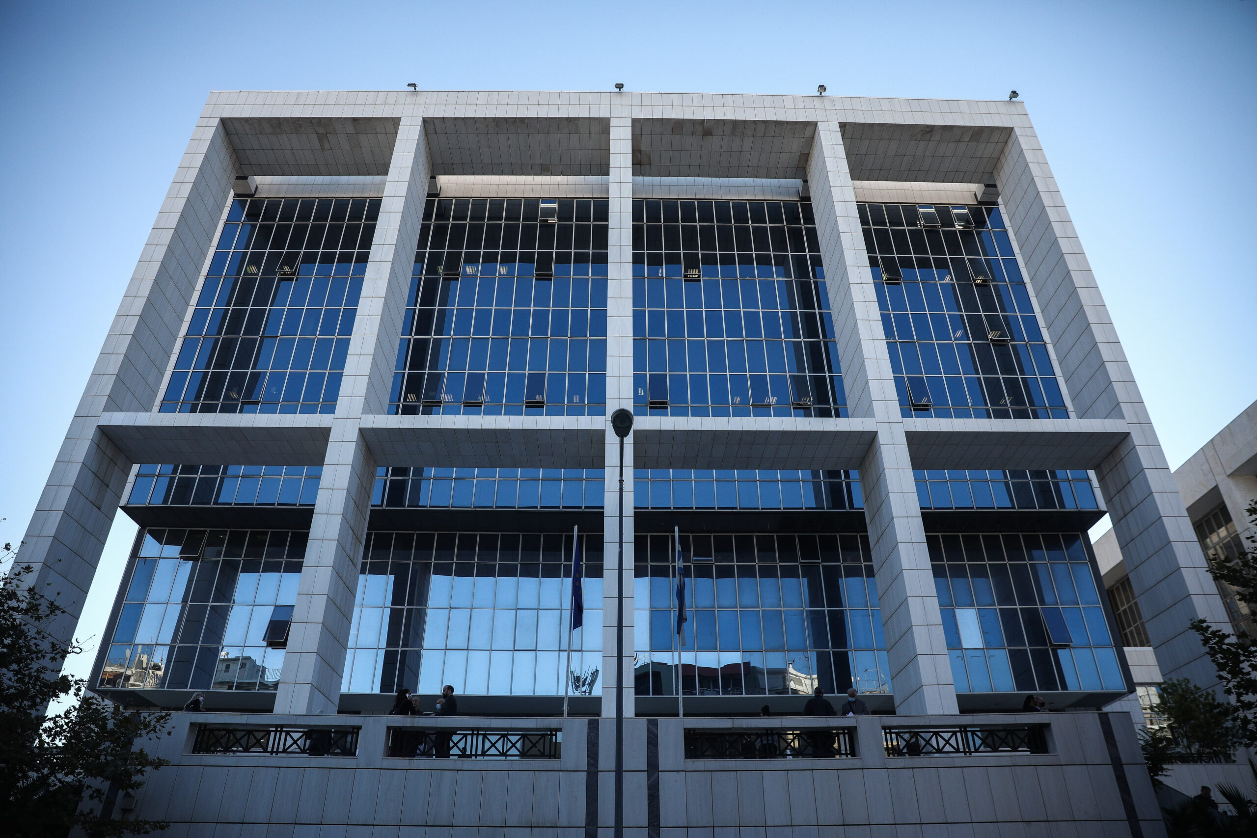 Ηράκλειο: Προφυλακιστέος 17χρονος για ενδοοικογενειακή βία – Προσπάθησε να πνίξει την αδερφή του