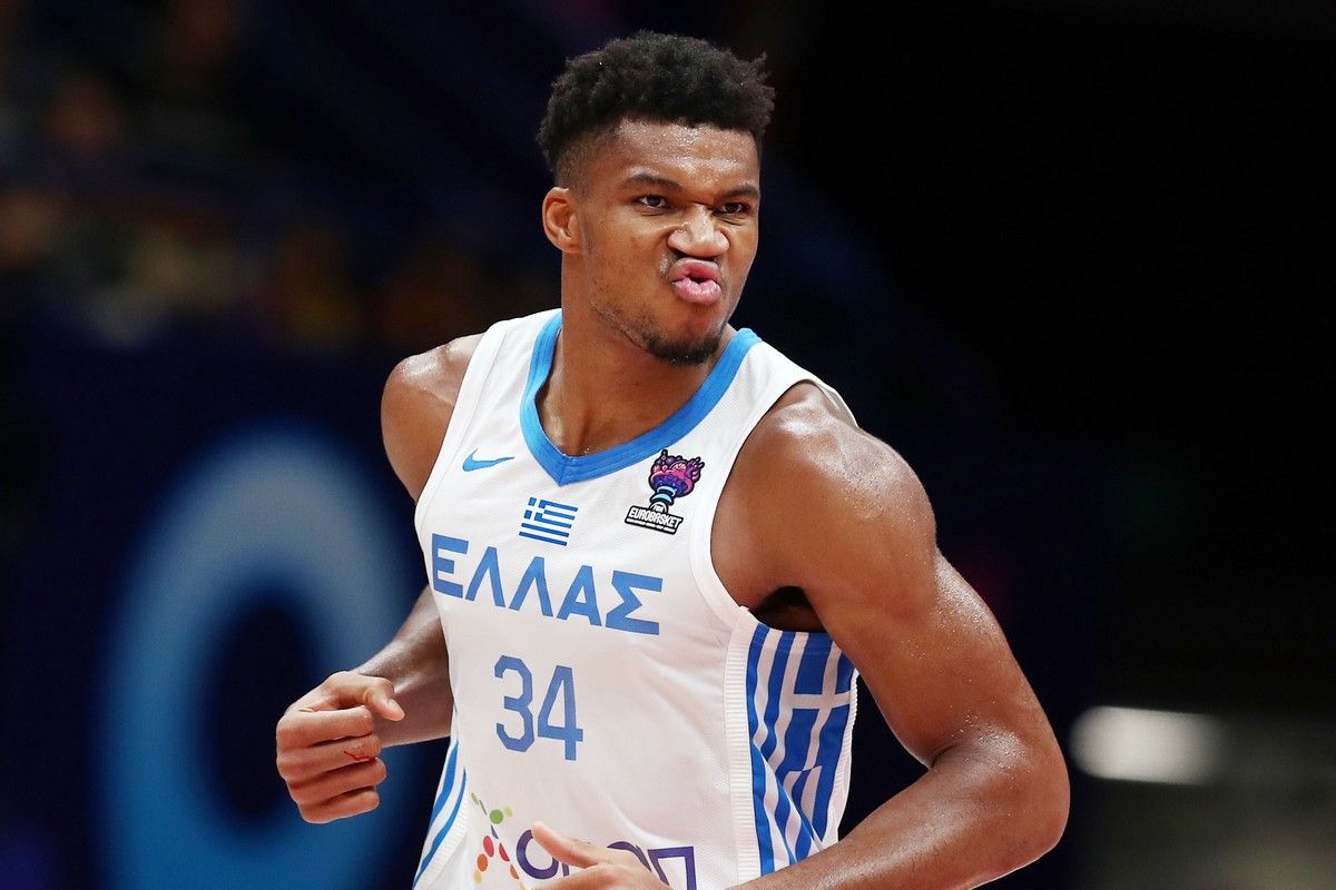 Στην κορυφαία πεντάδα του Ευρωμπάσκετ 2022 ο Γ.Αντετοκούνμπο – Το μήνυμά του