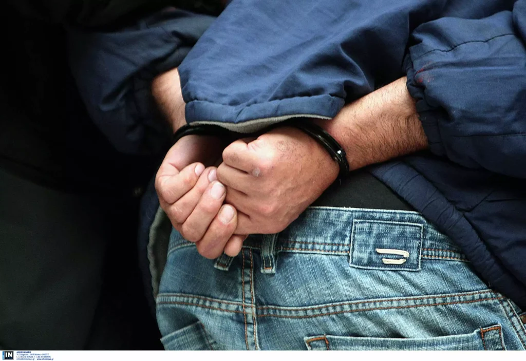 Πάτρα: Συνελήφθη 51χρονος για αποπλάνηση 14χρονης
