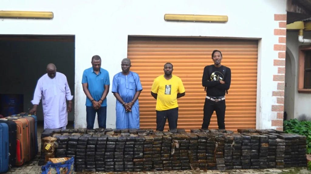 Κατασχέθηκαν 1,8 τόνοι κοκαΐνης στη Νιγηρία – Πάνω από 270 εκατ. ευρώ η αξία τους