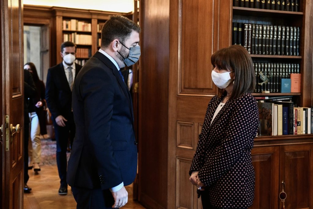 ΠτΔ προς Ν.Ανδρουλάκη για υποκλοπές: «Για το θέμα αρμόδια είναι η Βουλή και η Εξεταστική Επιτροπή»