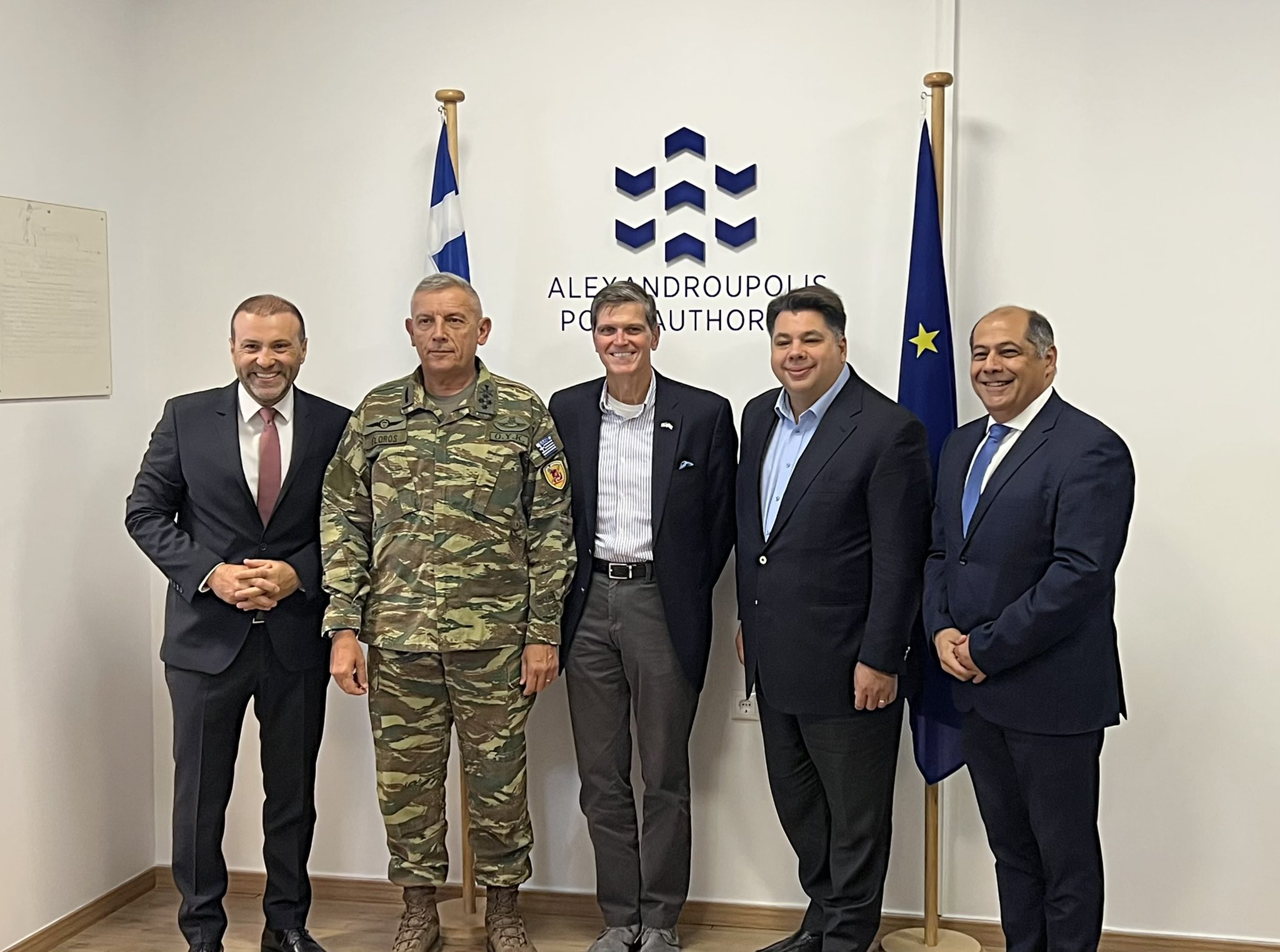 Πρέσβης των ΗΠΑ στην Ελλάδα – Τζορτζ Τσούνης: Επίσκεψη στο λιμάνι της Αλεξανδρούπολης (φωτό)