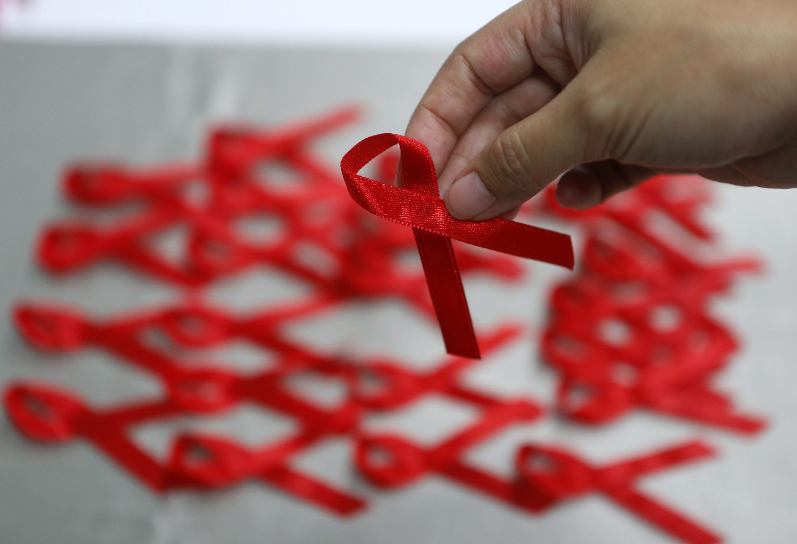 Παγκόσμιο Ταμείο κατά του AIDS: Απογοήτευση παρά τη συγκέντρωση του ποσού – ρεκόρ των 14,2 δισ. δολαρίων  