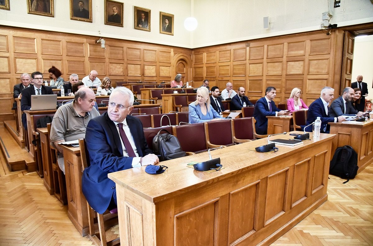 Τινάχτηκε στον αέρα η Εξεταστική: Αποχώρηση αντιπολίτευσης – Η ΝΔ σταματά να καλεί μάρτυρες!