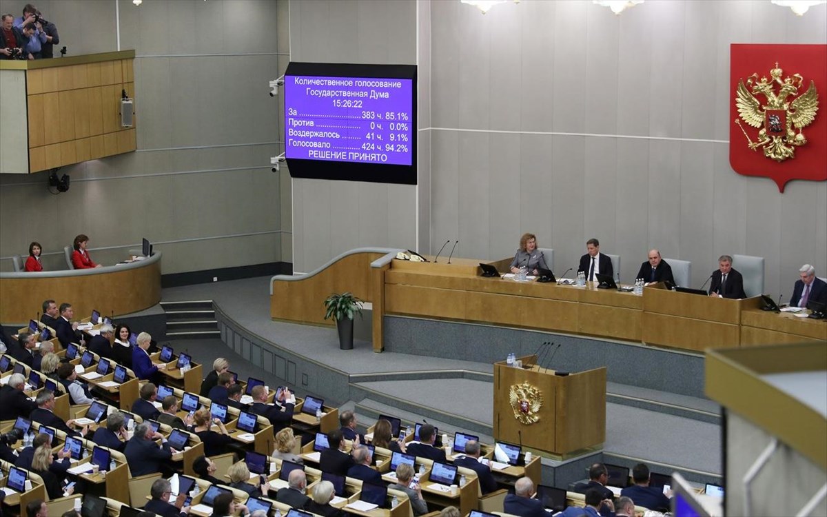 Πρόεδρος ρωσικής Δούμας προς βουλευτές: «Όσοι πληρούν τις προϋποθέσεις να πάνε να πολεμήσουν το ΝΑΤΟ στην Ουκρανία»