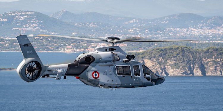H160B: Το γαλλικό ΠΝ παρέλαβε το νέο του ελικόπτερο για αποστολές SAR